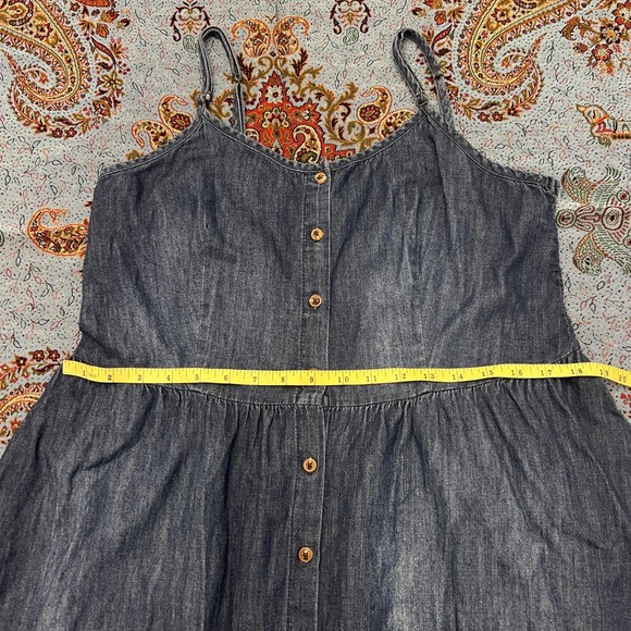 NWOT Adorable Jean dress - Picture 4 of 12